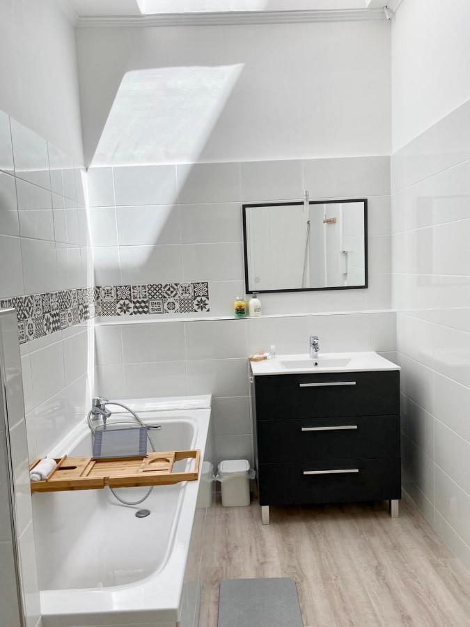 Garden Spa-Hyper Centre Avec Cour-Calme-Sauna-Hamam Daire Troyes Dış mekan fotoğraf